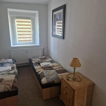 - Ruska 393 - 110 Guest house Dubi (Usti nad Labem)